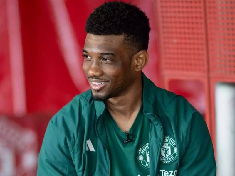 0胜!曼联从第二名滑落,黑马两次换帅失败,阿森纳追平队史纪录